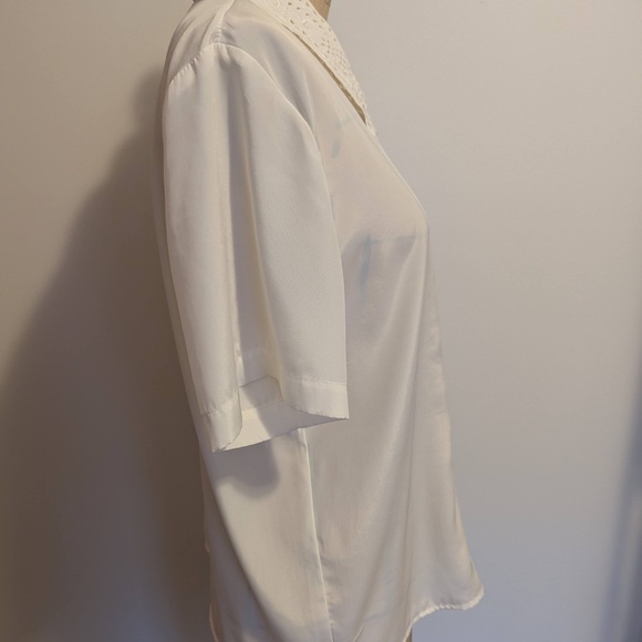 Vintage white blouse - Picture 5 of 10